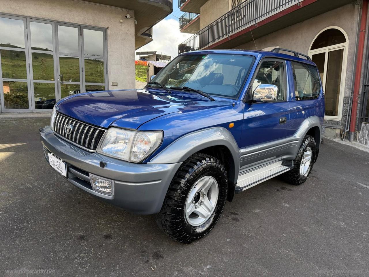 TOYOTA Land Cruiser 3.0 TD 3p. KZJ90 GX