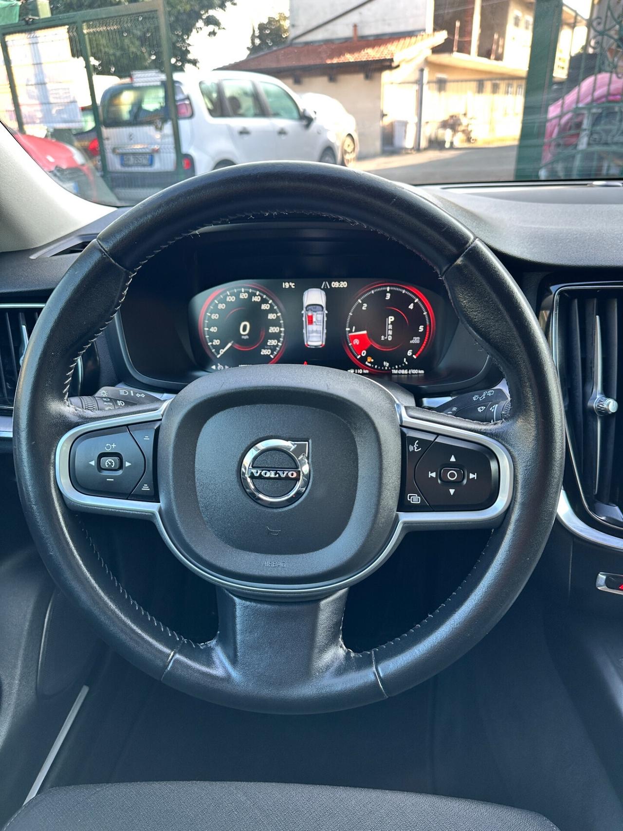 Volvo V60 D4 Geartronic R-design