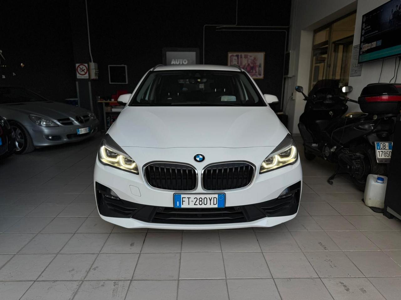 Bmw 216 216d Active Tourer Luxury