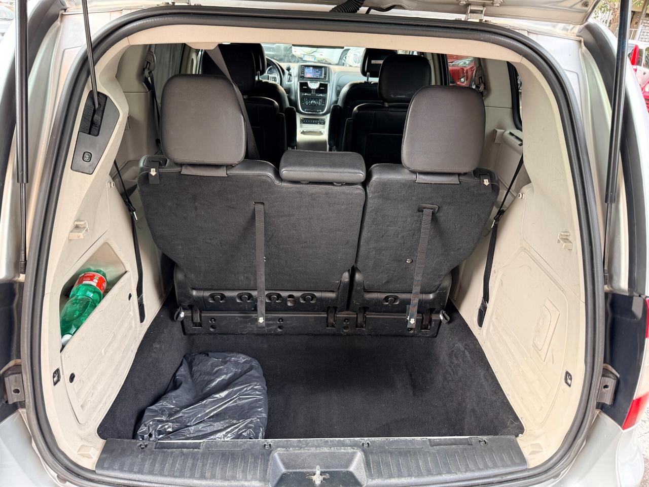 Lancia Voyager 2.8d 163cv Automatica 7 Posti