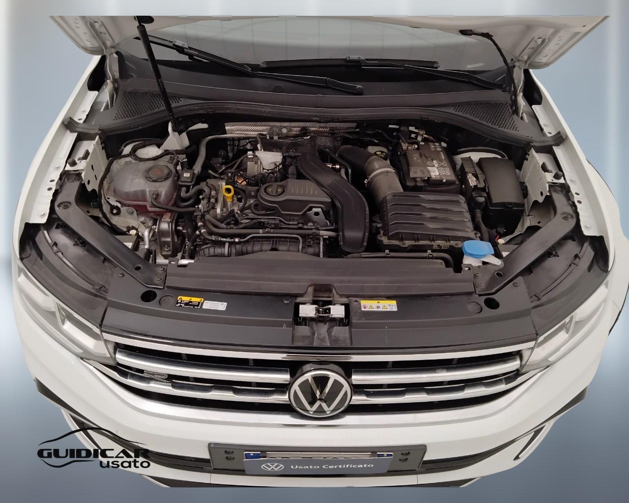 VOLKSWAGEN Tiguan II 2021 - Tiguan 1.5 tsi R-Line 150cv dsg