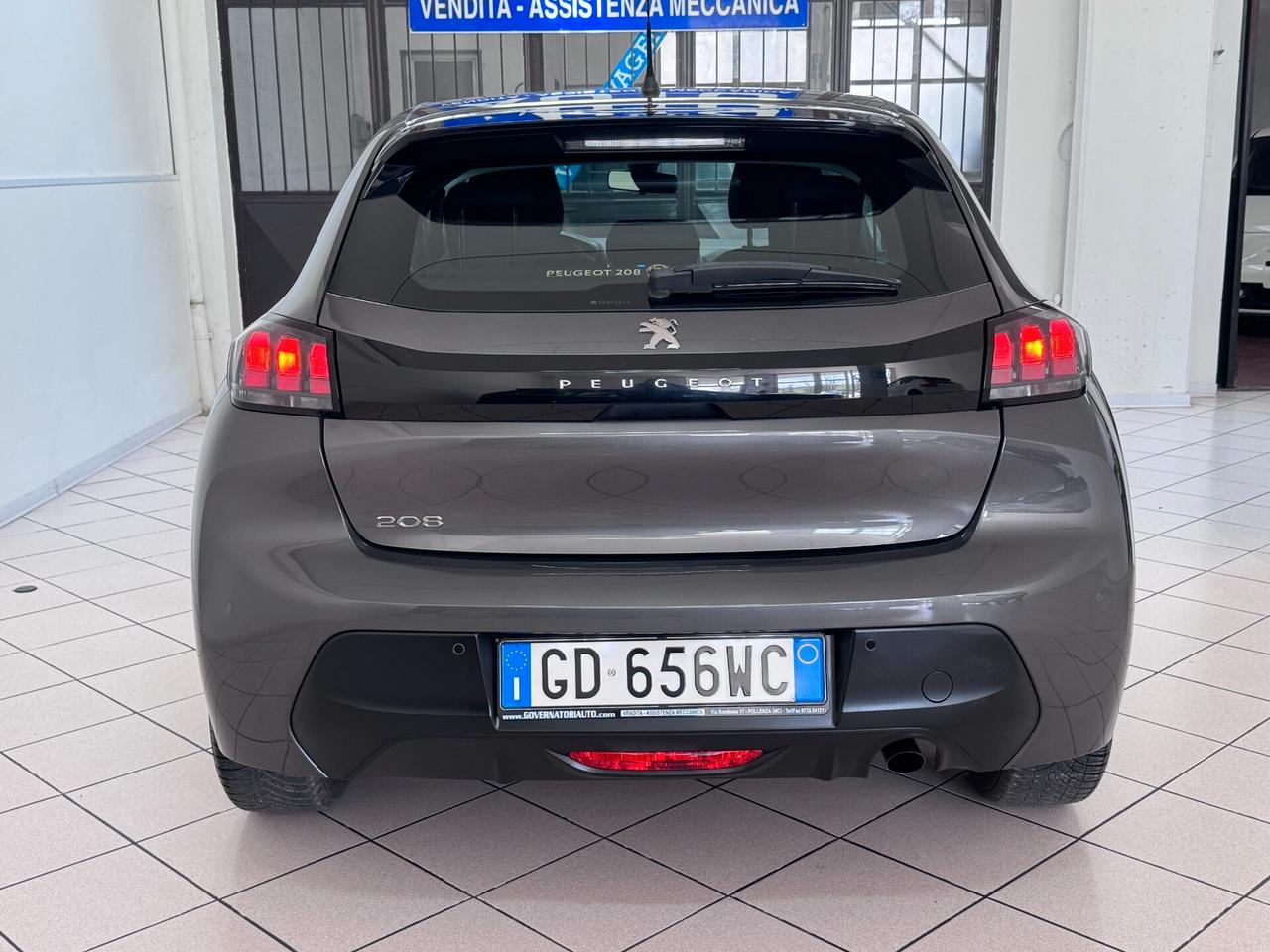 Peugeot 208 BlueHDi 100 S&S 5 porte Allure