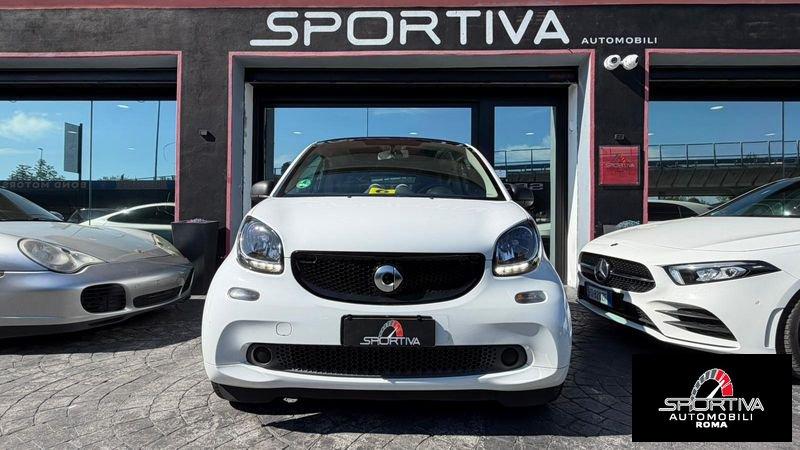 smart fortwo PELLE NAVI TETTO RATA MENSILE 193,00 EURO 70 1.0 52kW passion