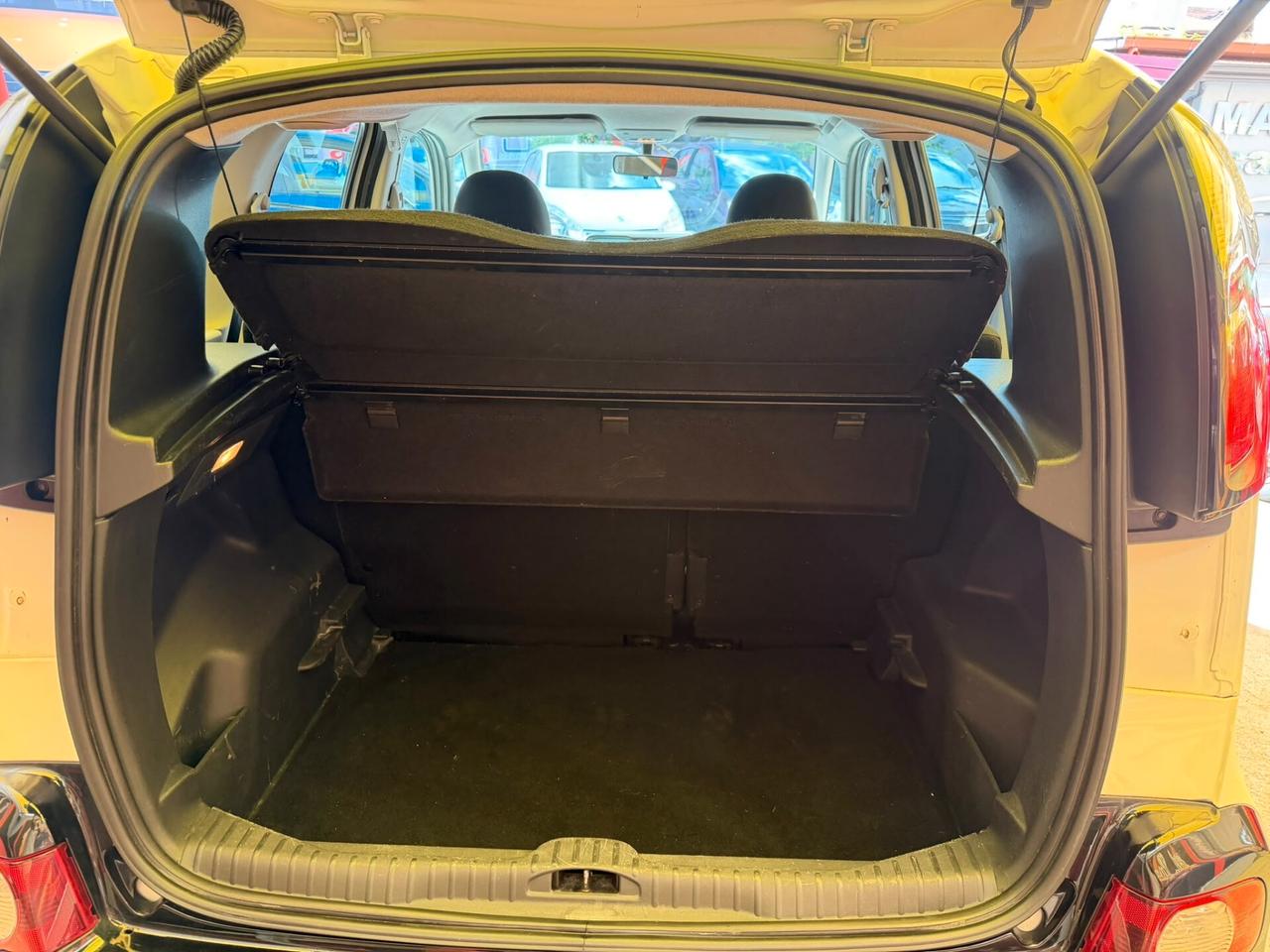 Citroen C3 Picasso 1.6cc diesel 12 mesi garanzia-2014
