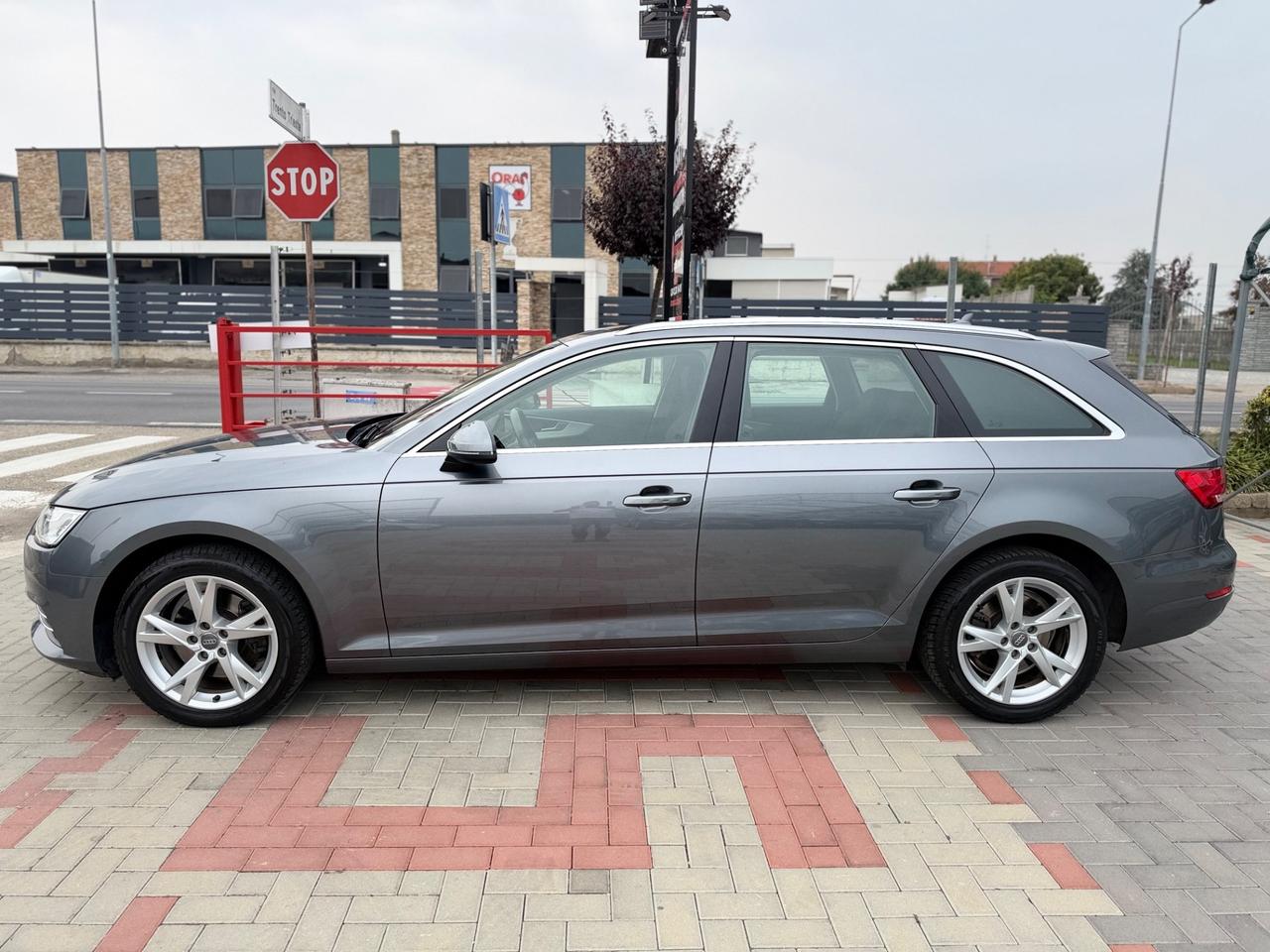 Audi A4 Avant 2.0 TDI 150 CV ultra S tronic Sport VIRTUAL