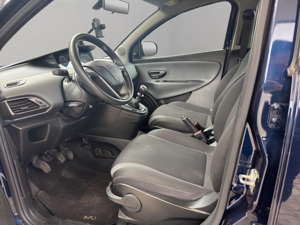 Lancia Ypsilon 1.2 69 CV 5 porte S&S Gold