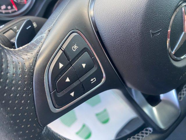 MERCEDES-BENZ GLA 200 d Automatic 4Matic Sport