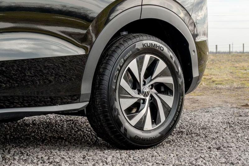 Volkswagen T-Roc 1.5 eTSI Life DSG NAVI LED CAMERA 2026
