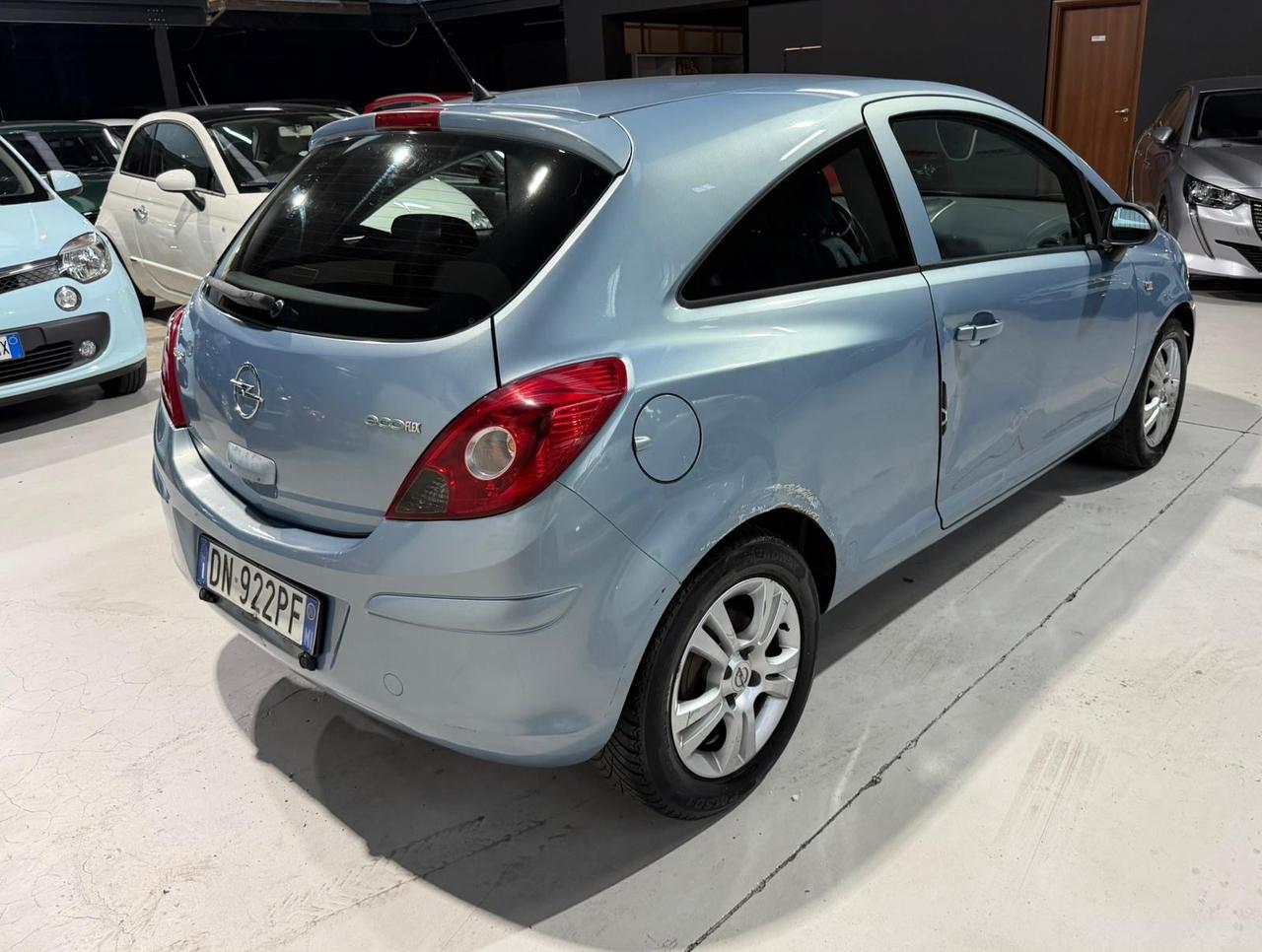 Opel Corsa Diesel 5 posti Neopatentati