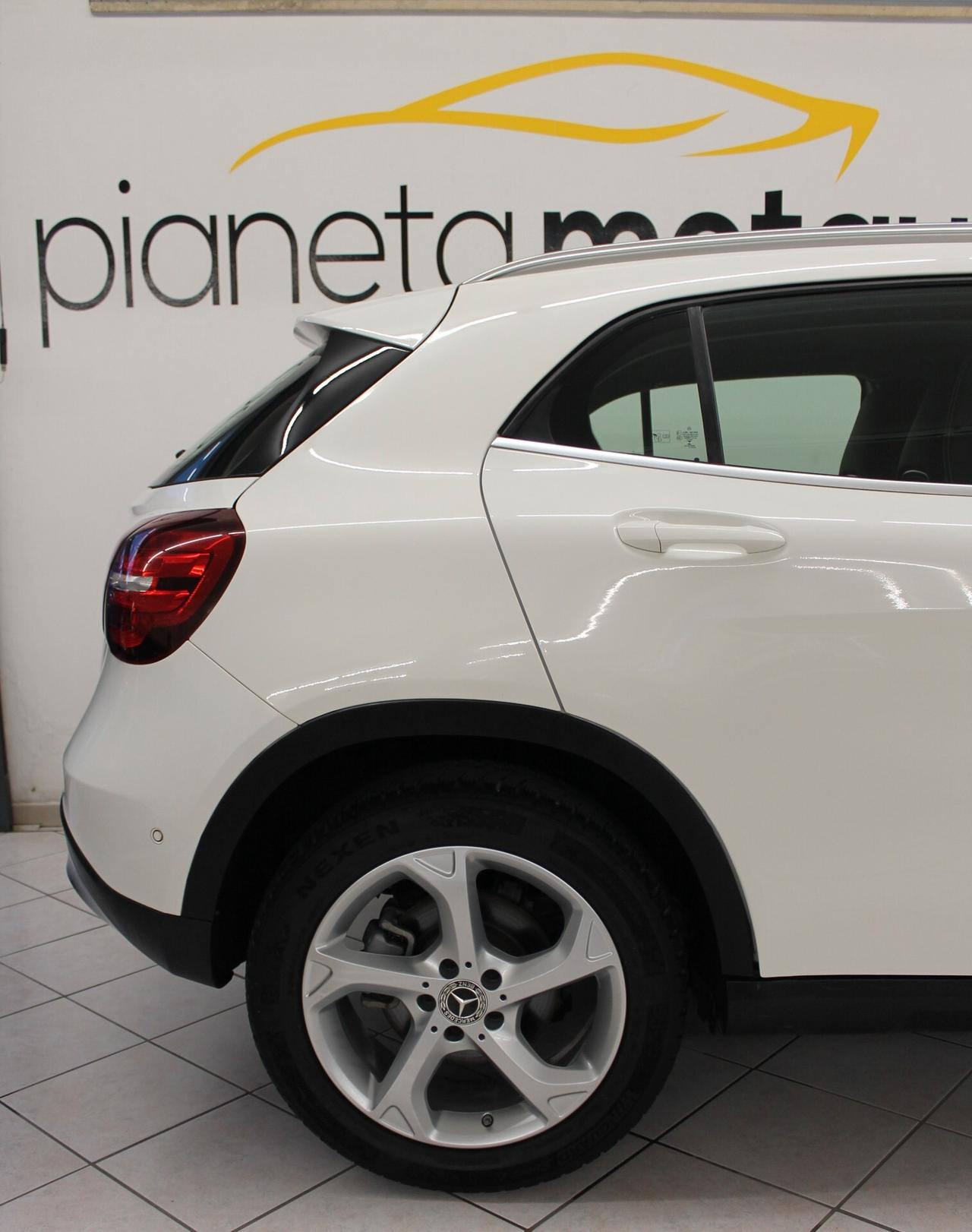 Mercedes-benz GLA 200 d Automatic Premium