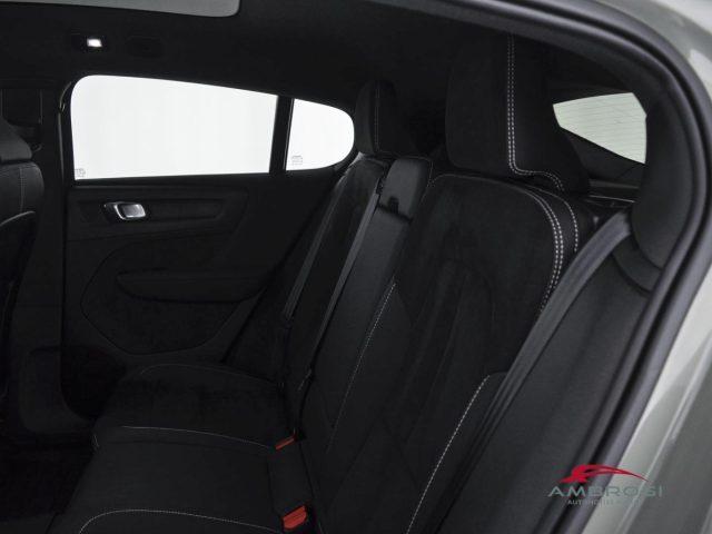 VOLVO C40 Recharge Twin Motor AWD 1st Edition