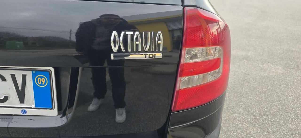 Skoda Octavia 2.0 TDI F.AP. Elegance