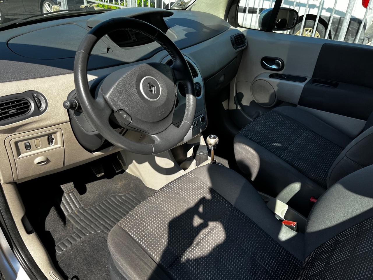 Renault Modus 1.2 16V Luxe Dynamique