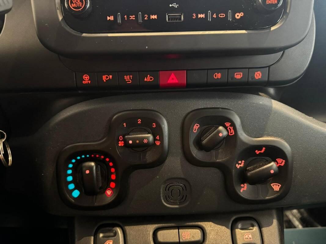 Fiat Panda III 1.0 firefly hybrid City Life s&s 70cv 5p.ti