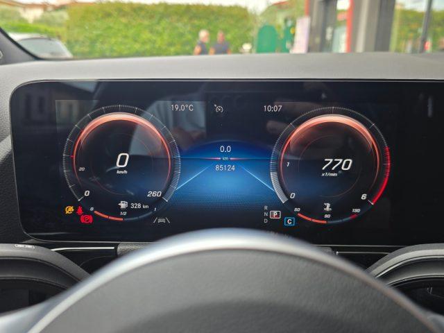 MERCEDES-BENZ GLA 200 d Automatic Premium AMG Line 19" MBUX LED Performa
