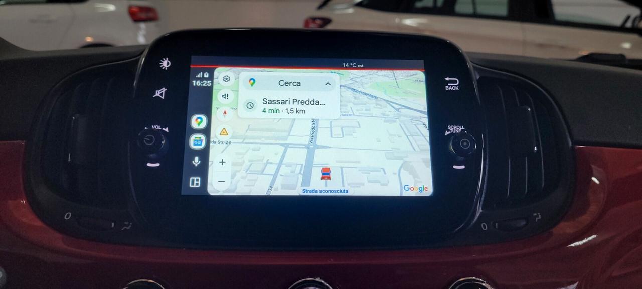 Fiat 500 1.0 Hybrid Red