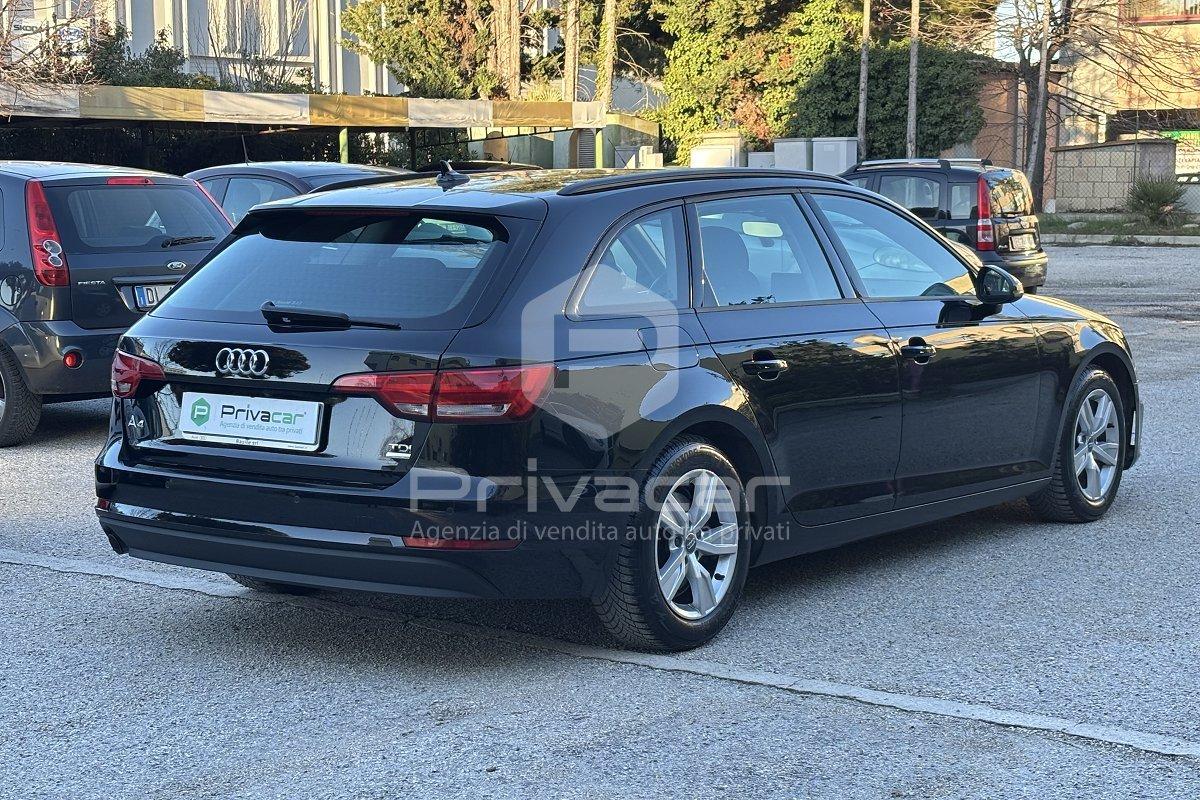 AUDI A4 Avant 2.0 TDI 150 CV ultra S tronic Sport