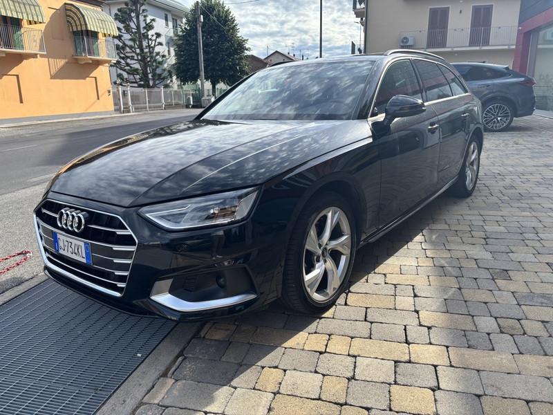 Audi A4 Avant 35 2.0 tdi mhev Business Advanced 163cv s-tronic MATRIX-TETTO-CAM-18"
