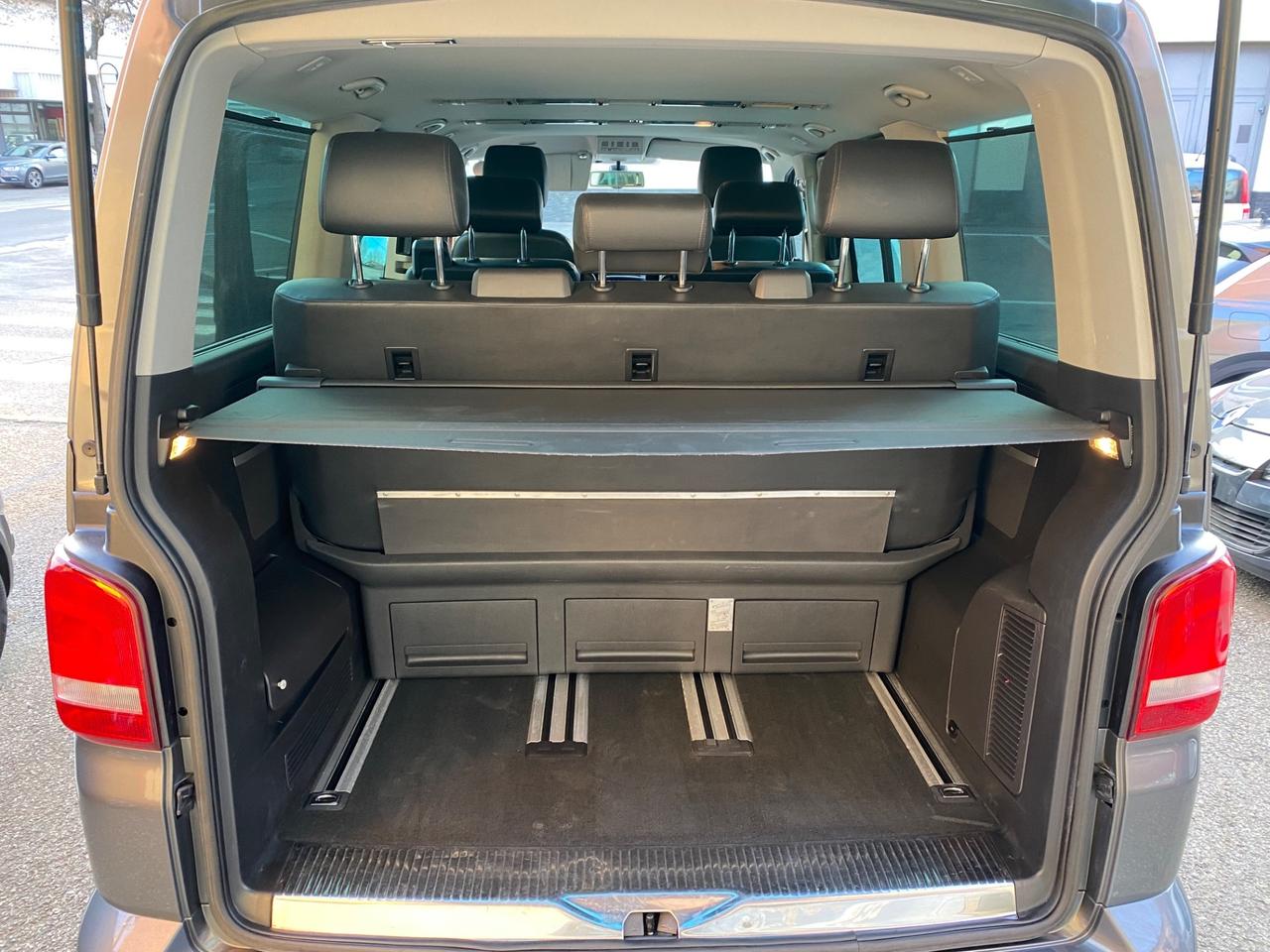 Volkswagen Multivan 2.0 TDI 140CV Highline 7 posti NEOPATENTATI!!!