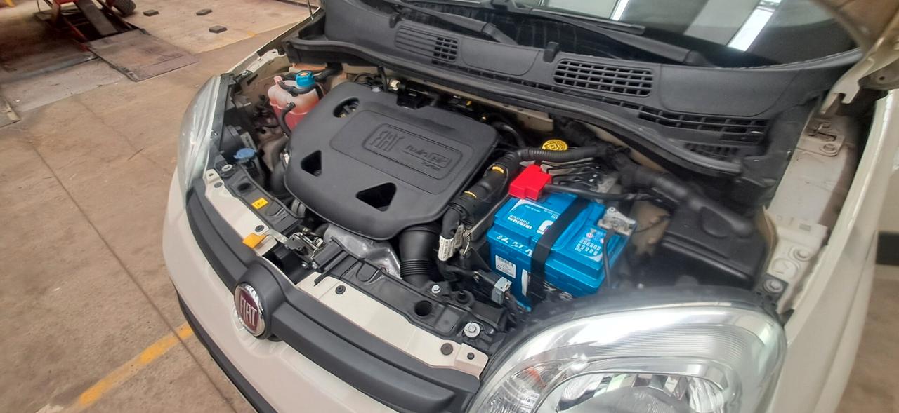 Fiat Panda 0.9 TwinAir Turbo Natural Power Lounge