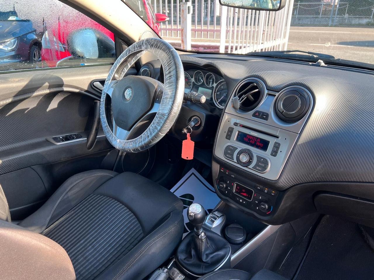 Alfa Romeo MiTo 1.6 JTDm 16V Distinctive Sport Pack