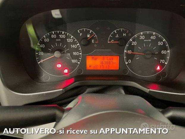 FIAT Qubo 1.4 8V 77 CV Natural Power