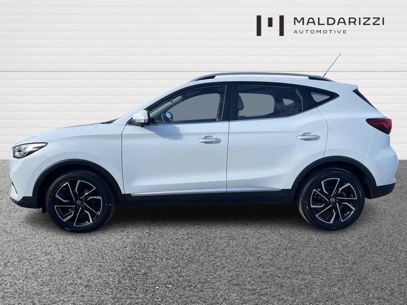 MG ZS Benzina MG ICE 1.5L MT LUX Dover White DARK interior