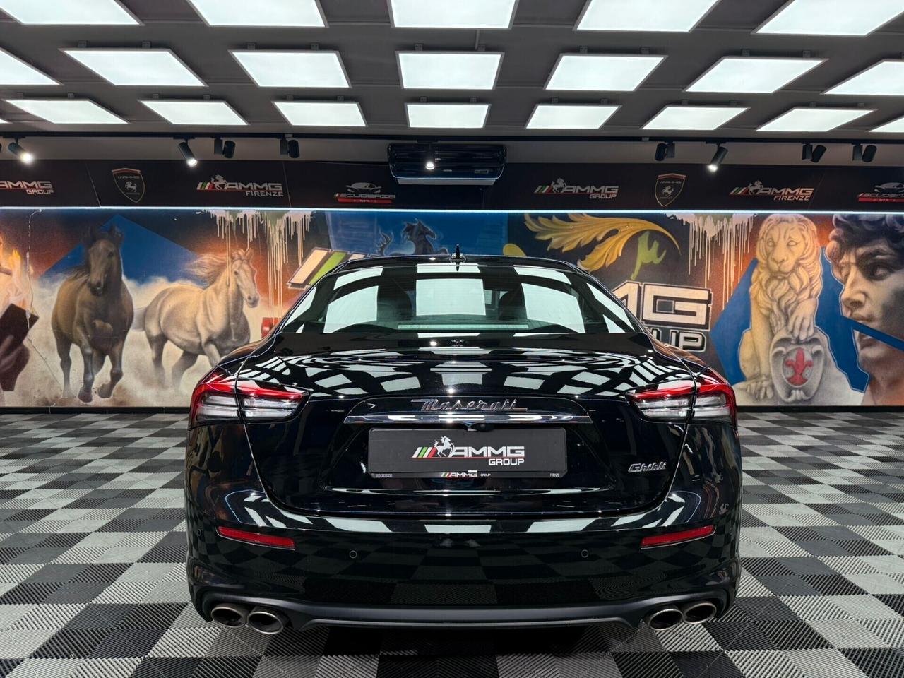 Maserati Ghibli V6 (295)