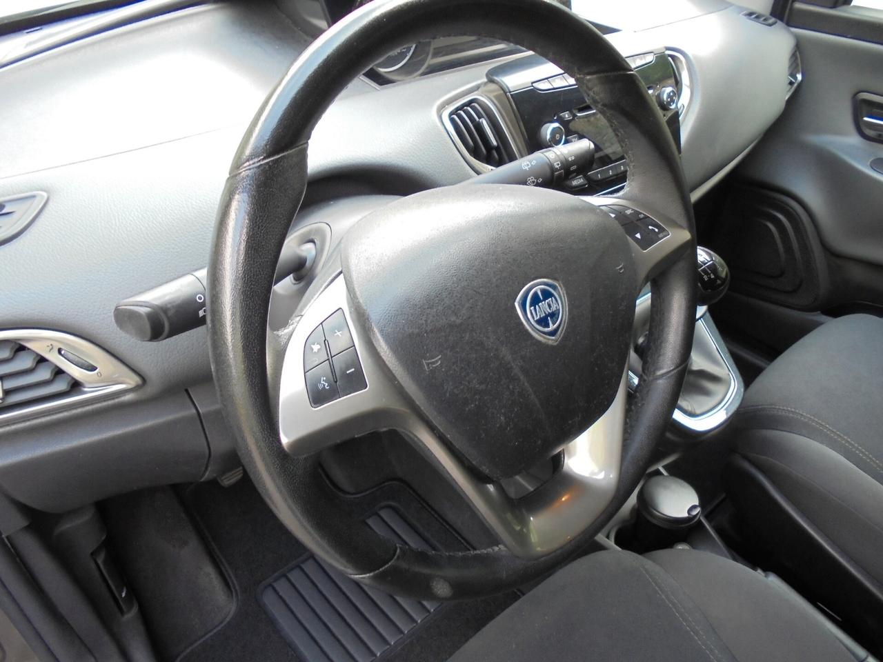 LANCIA YPSILON 1.2 GOLD 5P UNIPROPRIETARIO- NEOPATENTATI-