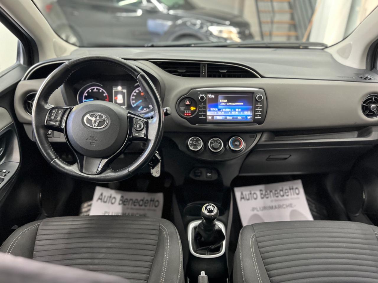 Toyota Yaris 1.0 5 porte Cool 2017