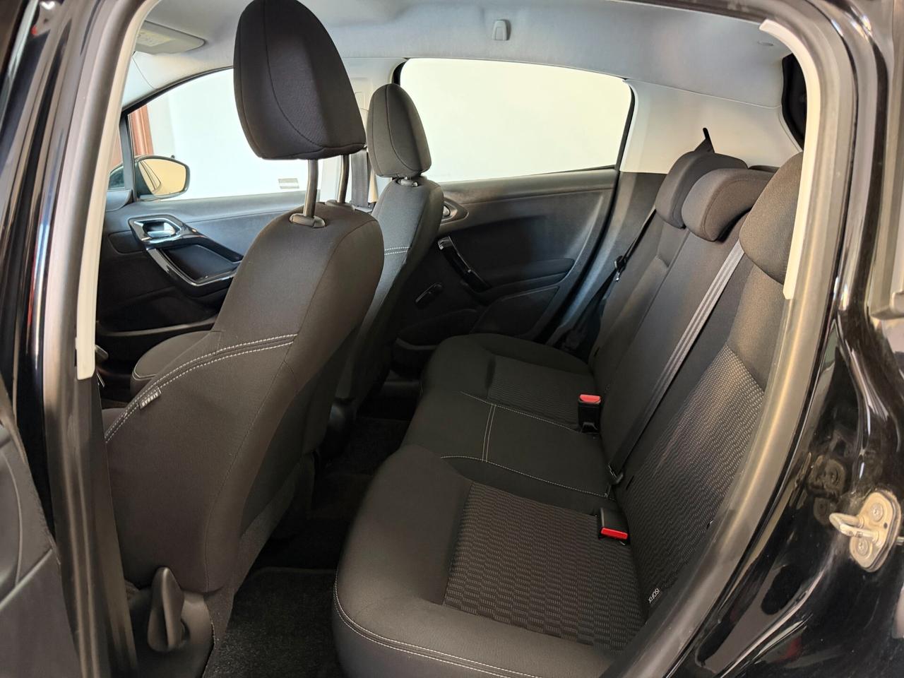 Peugeot 208 BlueHDi 75 5 porte Allure OK NEOPATENTATO