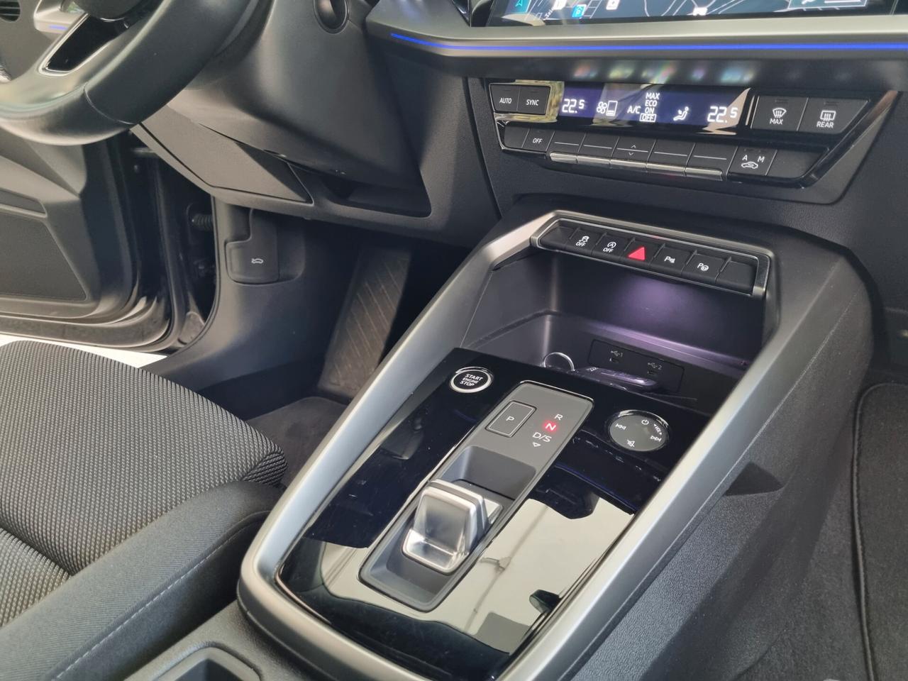 Audi A3 SPB 30 g-tron S tronic Business Advanced