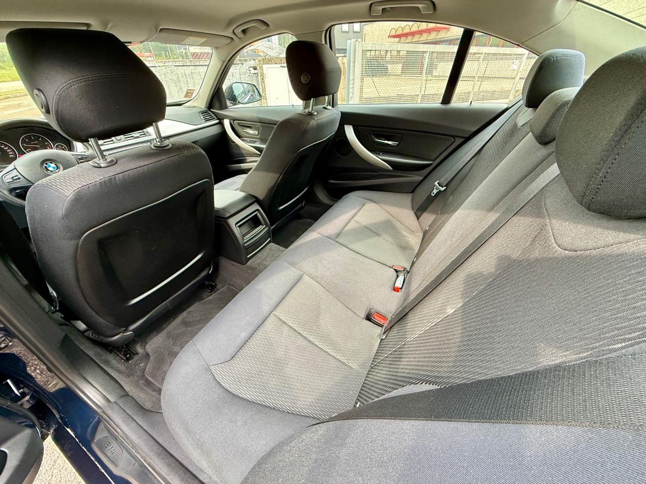 Bmw 320d 184CV 2013 F30 BERLINA CAMBIO MANUALE
