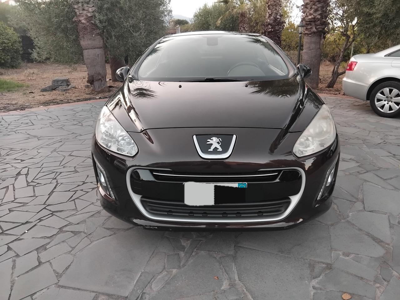 Peugeot 308 1.6 e-HDi 112CV Stop&Start CC Allure
