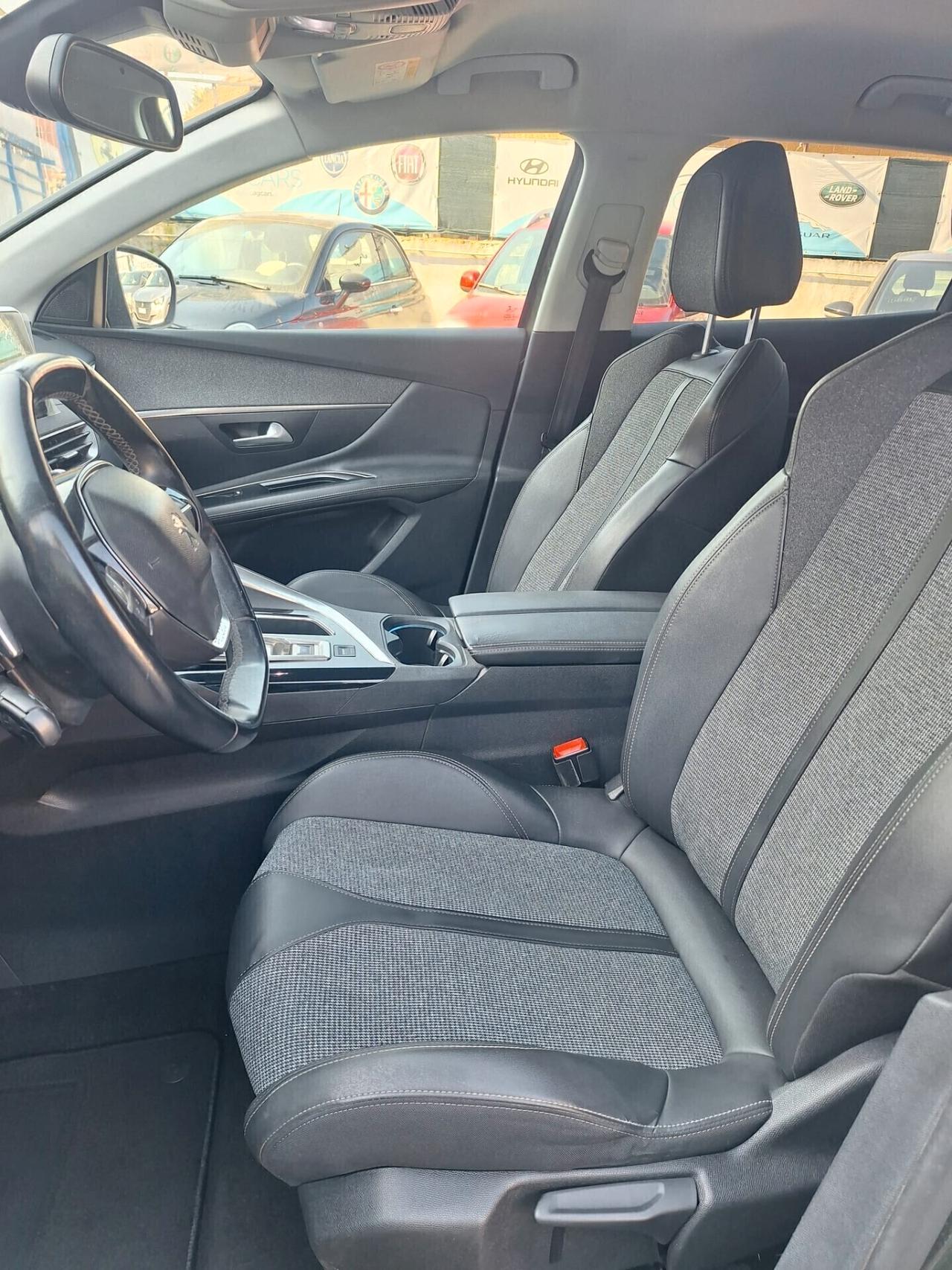 Peugeot 3008 BlueHDi 130 S&S EAT8 Allure