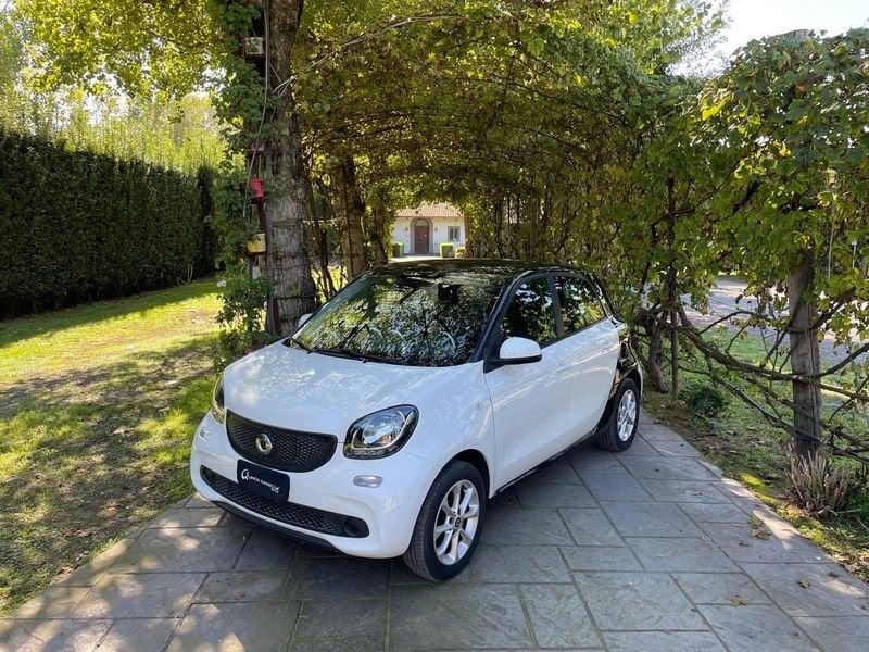 smart forfour 1.0 71 cv Youngster BICOLOR 51-23