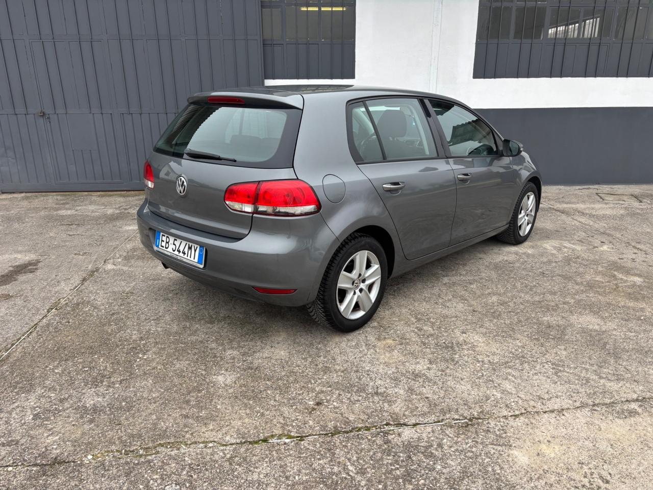 Volkswagen Golf 1.6 TDI. Garanzia 12 mesi