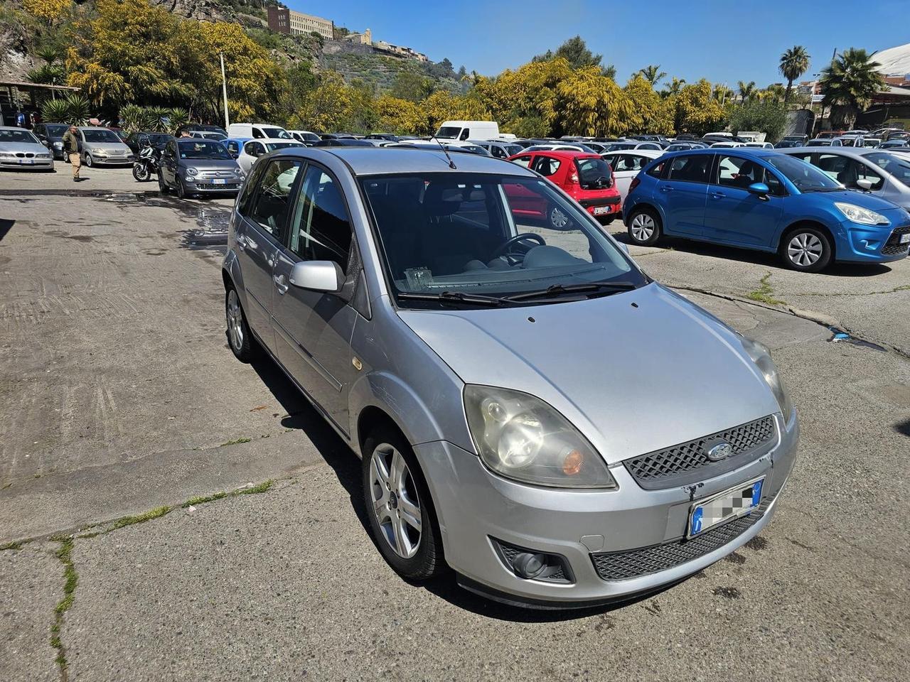 Ford Fiesta 1.4 TDCi 5p. Ghia