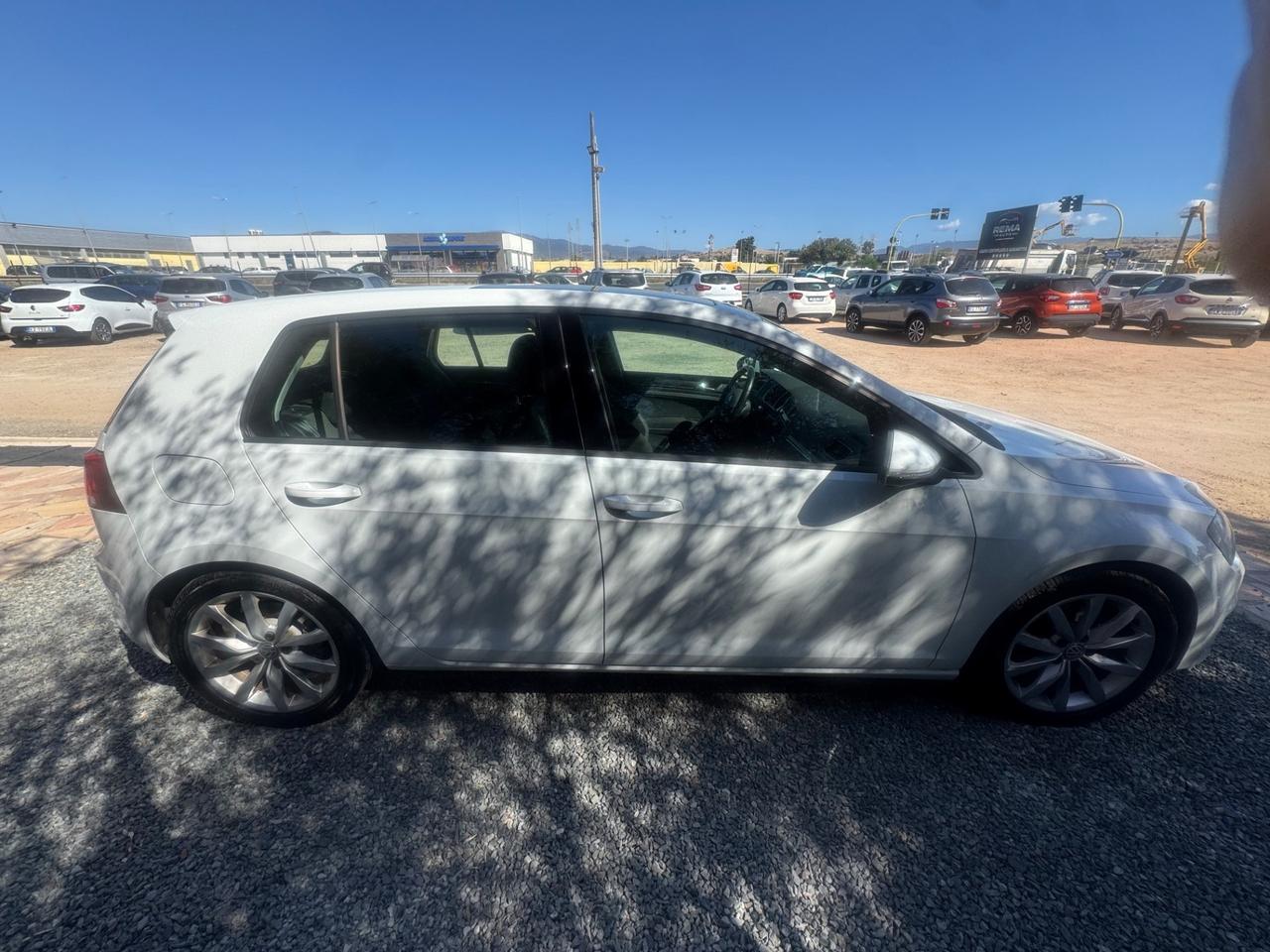 Volkswagen Golf 2.0 TDI DSG 5p. Highline BlueMotion Technology