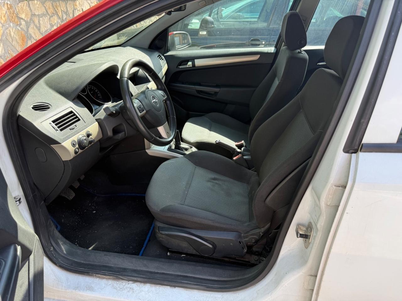 Opel Astra 1.7 CDTI 110CV 5 porte Cosmo