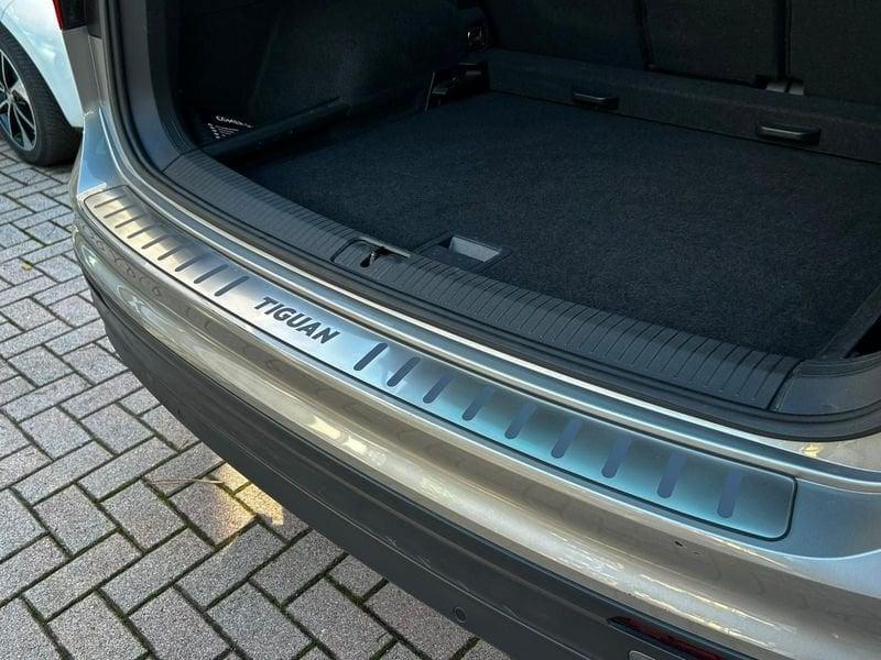 Volkswagen Tiguan Tiguan 2.0 TDI SCR DSG Business BlueMotion Technology