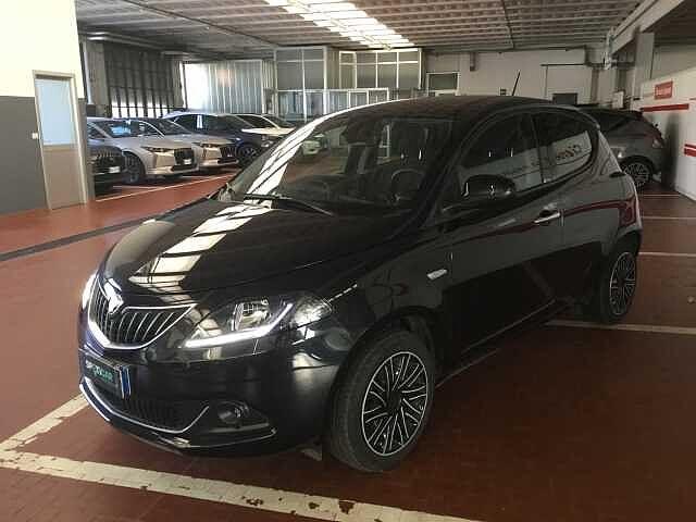 Lancia Ypsilon Gold 1.0 Hybrid 70 cv - Vettura Usata