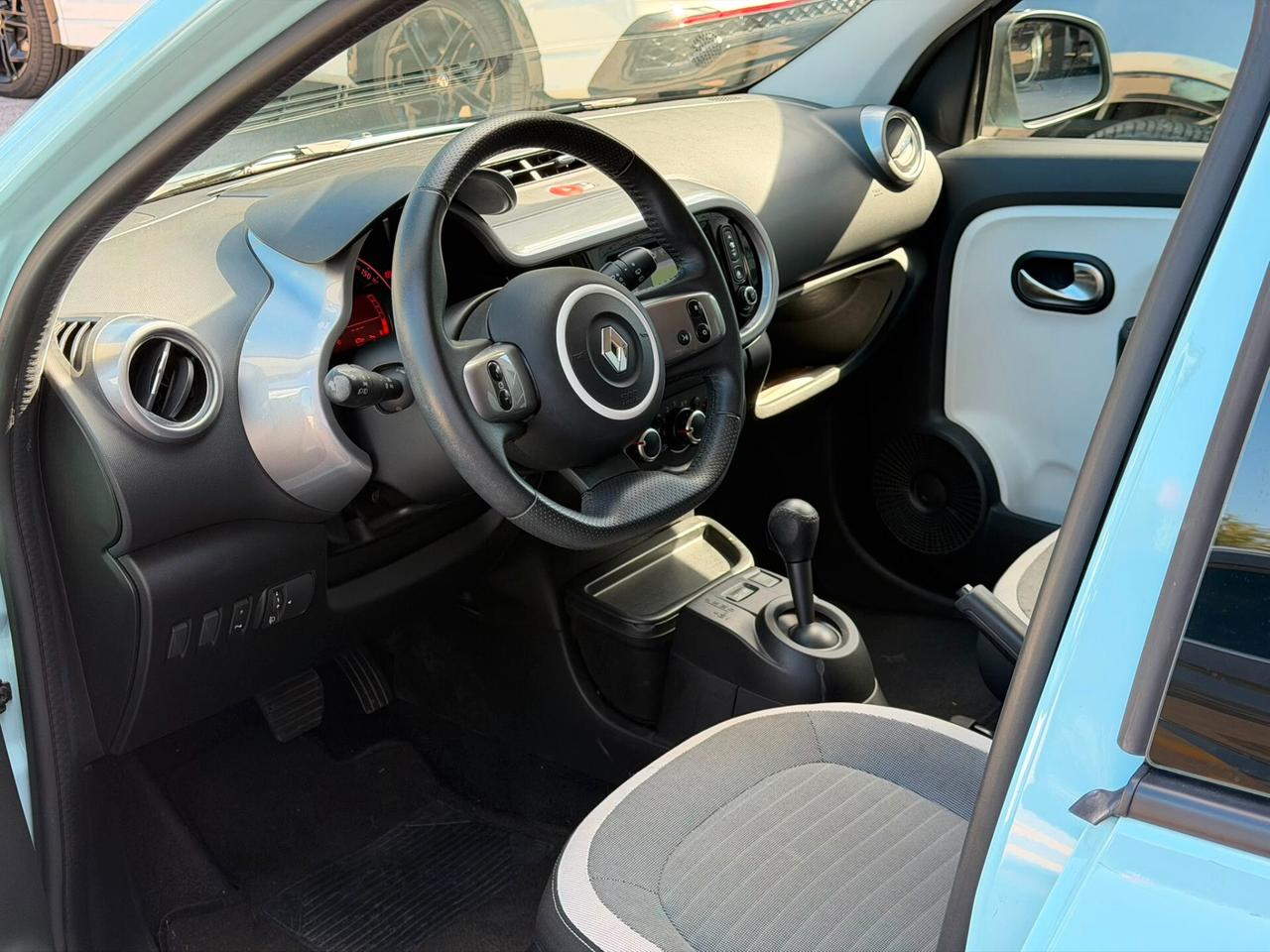 Renault Twingo SCe EDC Duel