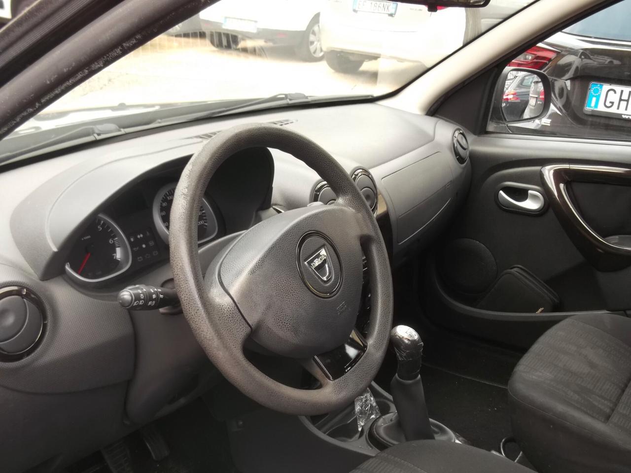 Dacia Duster 1.6 110CV 4x2 - 06