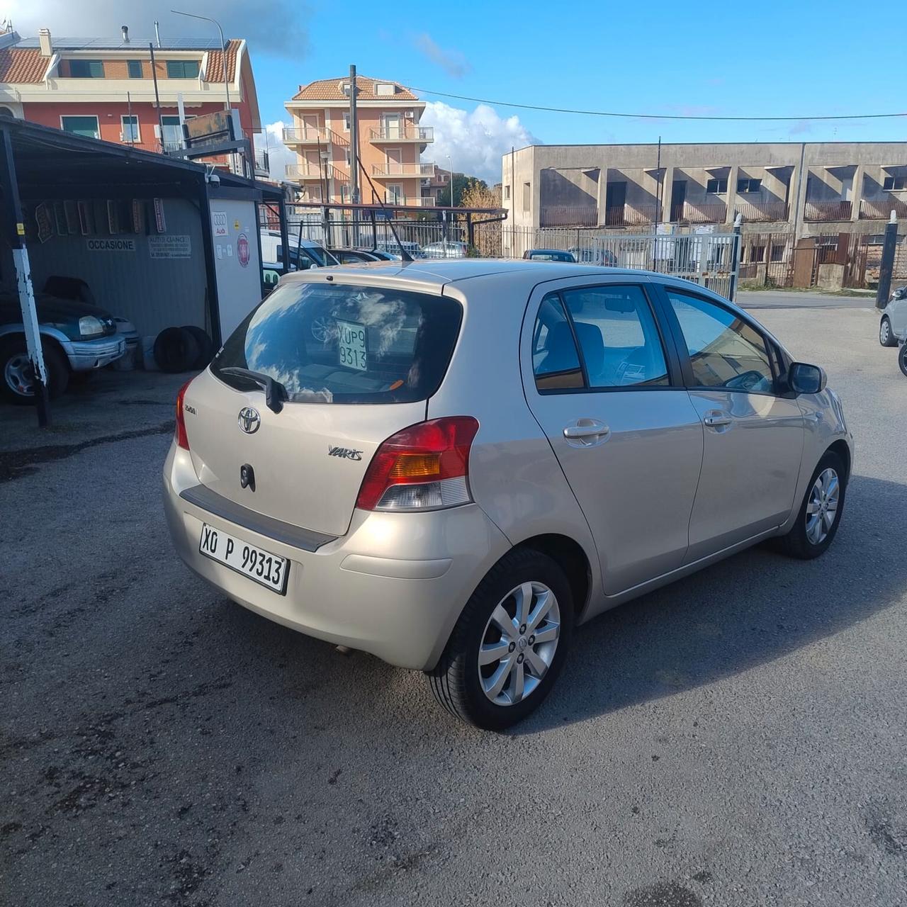 Toyota Yaris 1.4 D-4D DPF 5 porte M-MT Sol