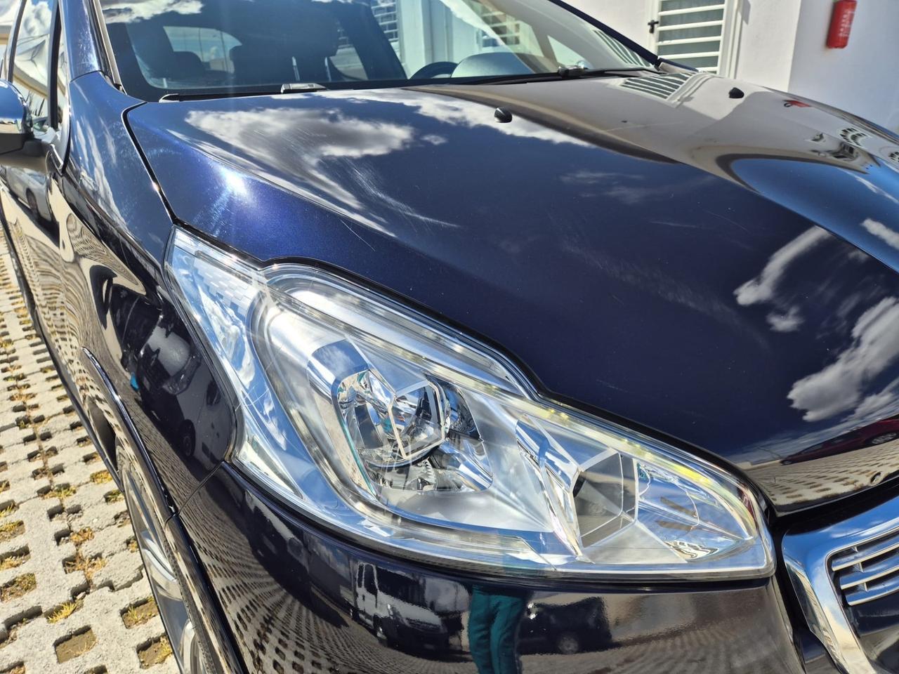 Peugeot 208 GT 1.6 e-HDi 115 CV TETTO PANORAMICO