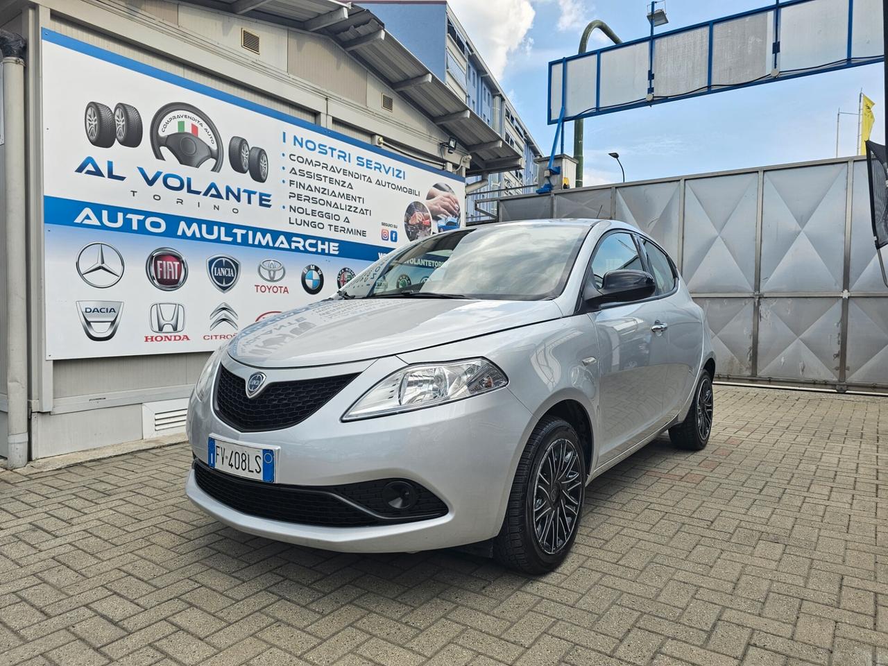 Lancia Ypsilon 1.2 69 CV 5 porte S&S Platinum - Unico proprietario