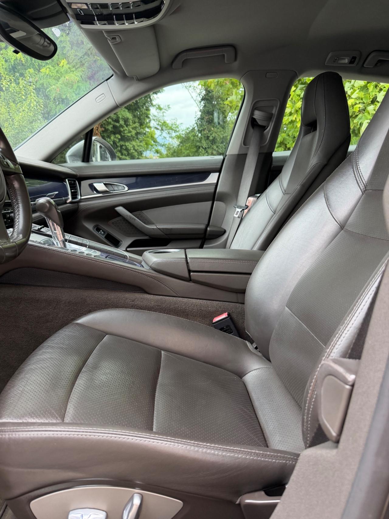 Porsche Panamera 3.0 RESTYLING FULL LED