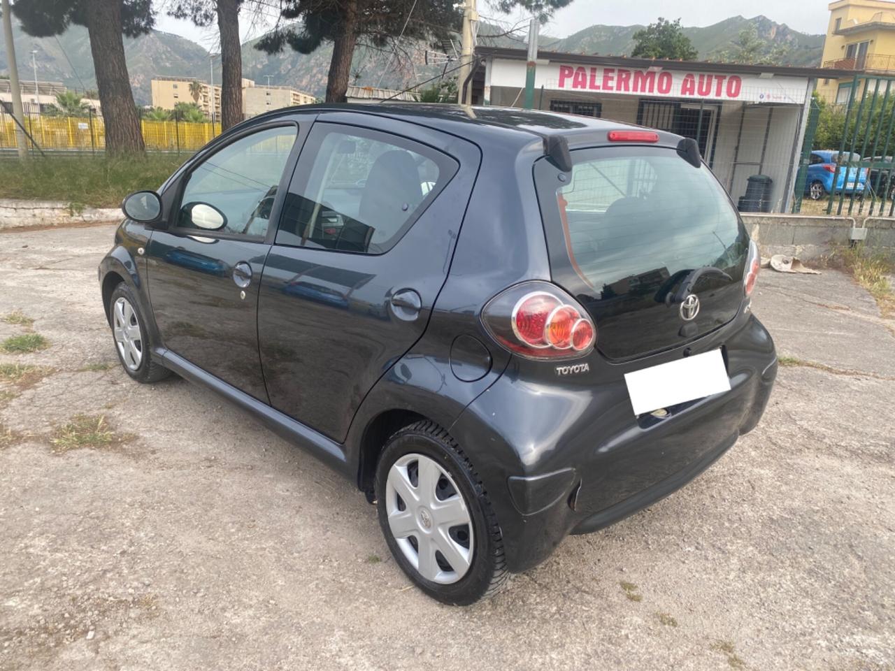 Toyota Aygo 1.0 12V VVT-i 3 porte