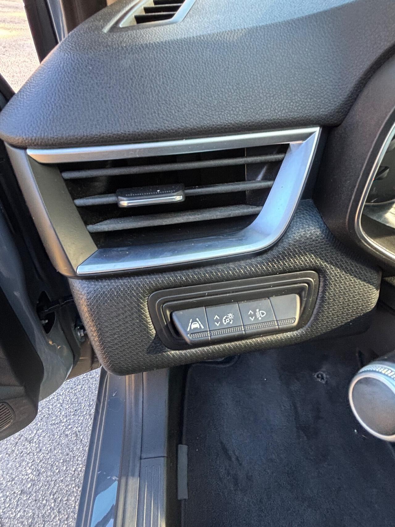 Renault Clio TCe 12V 100 CV GPL 5 porte Intens